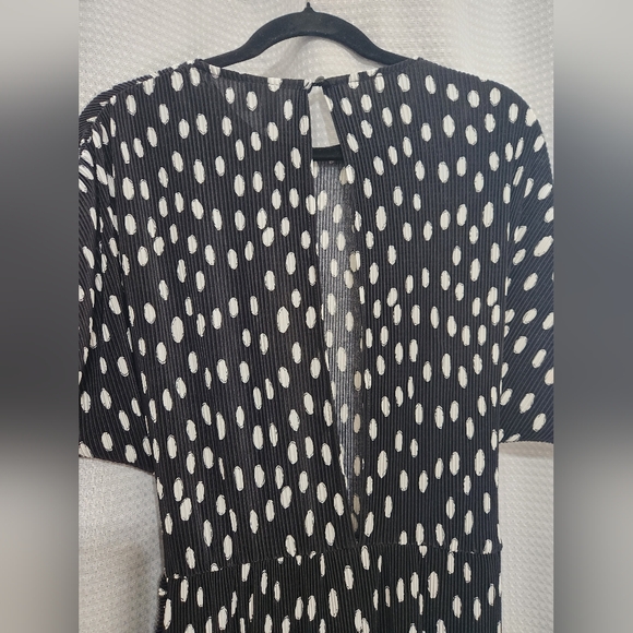 ASOS Polka Dot Plisse Culotte Jumpsuit - Picture 7 of 8